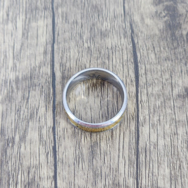 Tysoendlay Elegant Gold Ring - Luxurious and Stylish for Everyday Wear and Special Occions