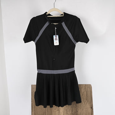 HC HUI CHANG Color Block One-Piece Swimsuit with Padded Bra Modest Summer Swimwear for Students