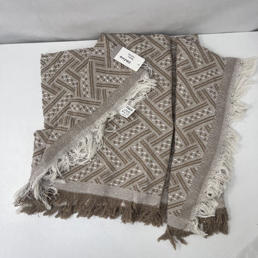 ZibZorp Cozy Medium Blanket with Fringe – Soft Cotton for Stylish Comfort and Versatile Use