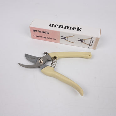 ucnmek Professional Curved Gardening Scissors Ergonomic Pruning Shears Gardening Scissors for Precision Trimming