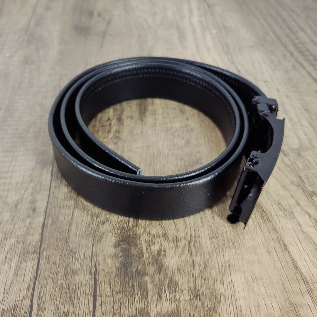 REAL COOPERMAN Stylish Black Square Buckle Belt - Durable Leather for Casual and Wear