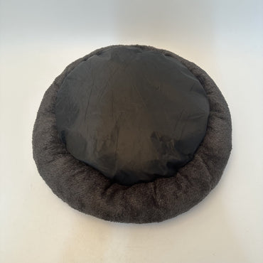 J3ausa Pet Furniture Modern Elevated Cat & Dog Beds - Stylish and Comfortable Home Decor for Your Furry Friends
