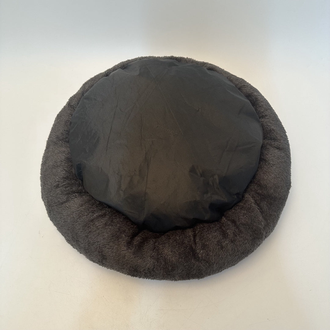 J3ausa Pet Furniture Modern Elevated Cat & Dog Beds - Stylish and Comfortable Home Decor for Your Furry Friends