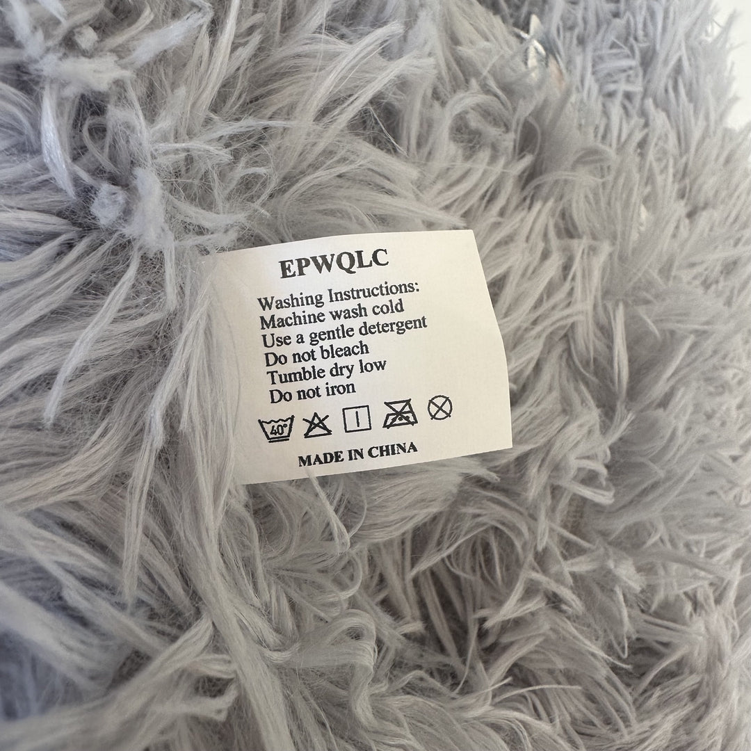 EPWQLC Ultra-Comfortable Plush Cat Bed: Stylish, Warm, and Perfect for Every Furry Friend