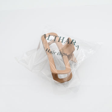 ALTHARA Elegant Light Brown Rectangle Hair Clip Durable & Stylish for Versatile Use