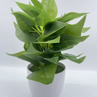 ALTHARA Lifelike Artificial Plant with Pot 1 Bundle of Vibrant Pothos for Effortless Indoor Decor