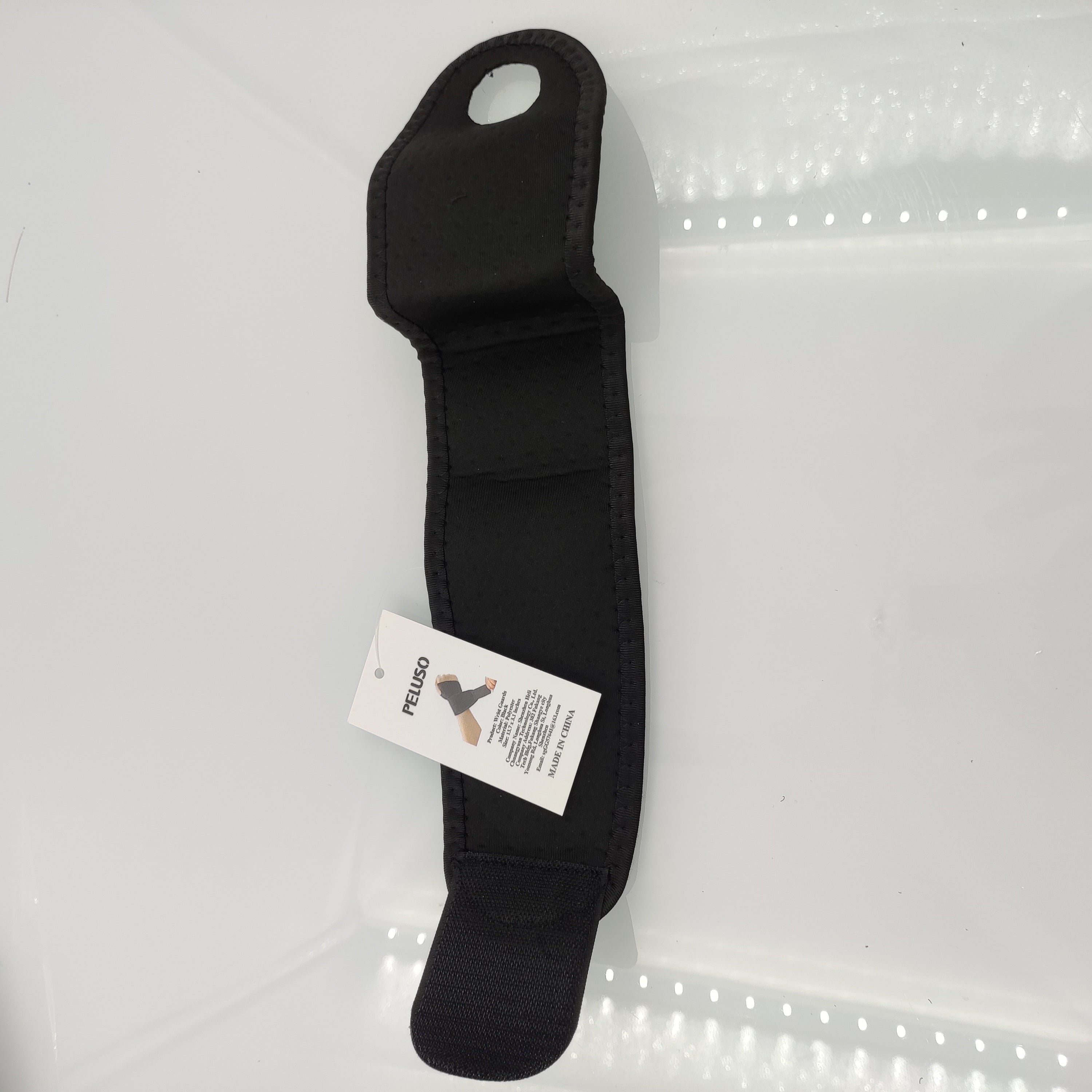 PELUSO Wrist guards for athletic use Black