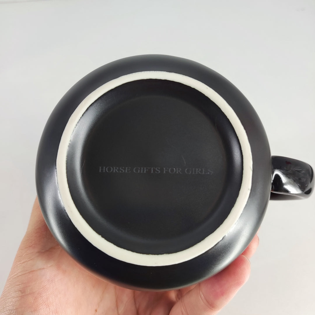 HORSE GIFTS FOR GIRLS Elevate Your Beverage Experience with Our Black Ceramic Mug with Lid Featuring Stylish Design and Functional Accessories