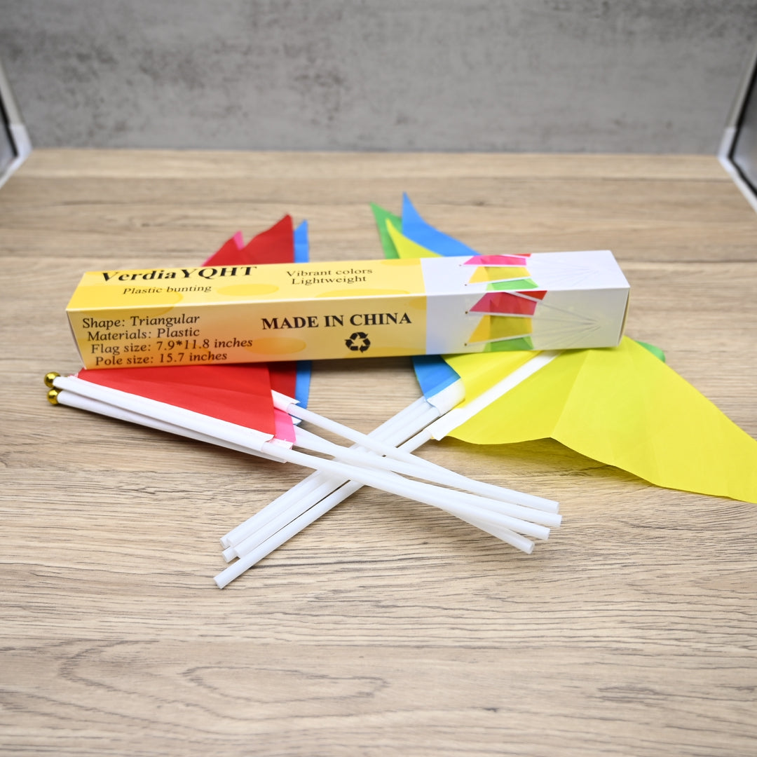 VerdiaYQHT Handheld Triangle Plastic Bunting Small Colorful Flags For Celebrations And Cheering Events