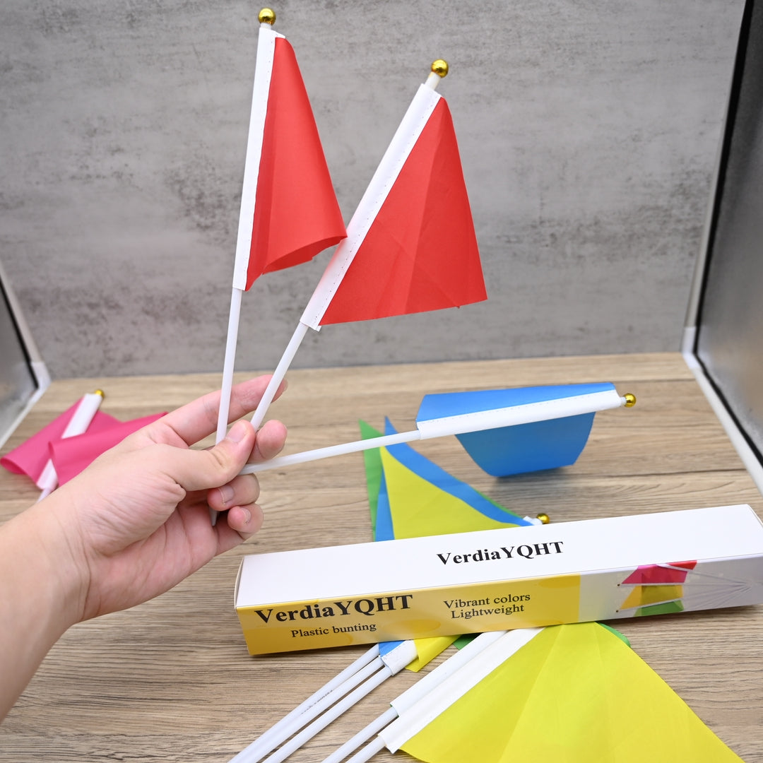 VerdiaYQHT Handheld Triangle Plastic Bunting Small Colorful Flags For Celebrations And Cheering Events