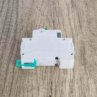 YAODER Compact White Circuit Breakers - Standard Style with Overload