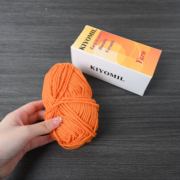 KIYOMIL Yarn Orange Wool Modern Minimalist Soft Durable for Knitting and Crochet Projects