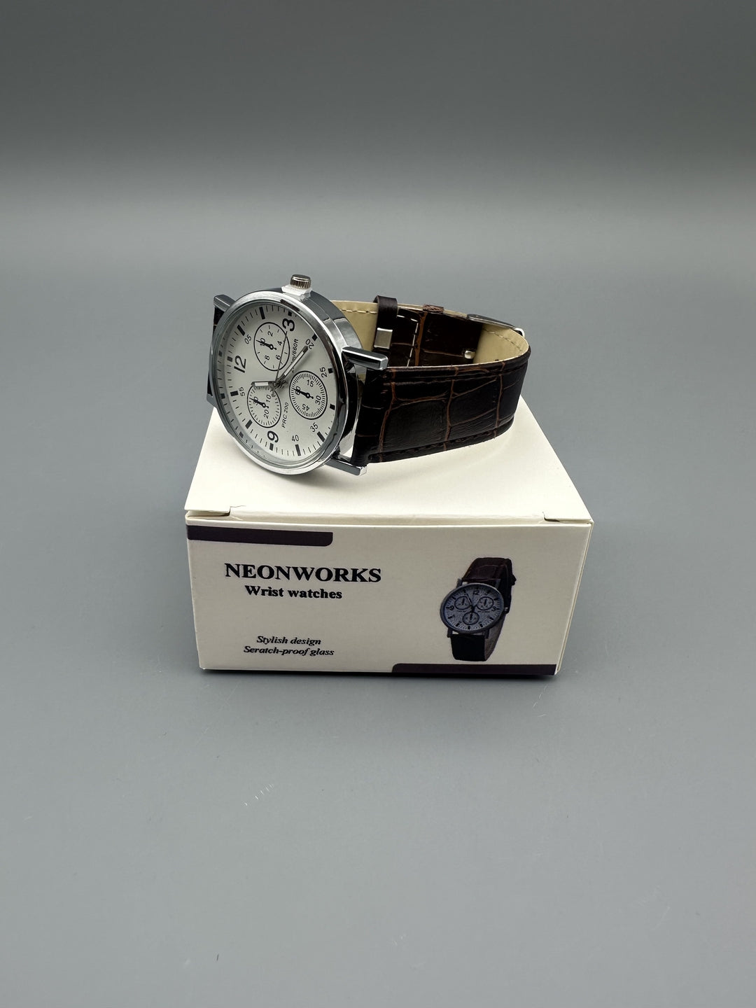 NEONWORKS Classic Men's Analog Wrist Watches - White Dial Brown Leather Band