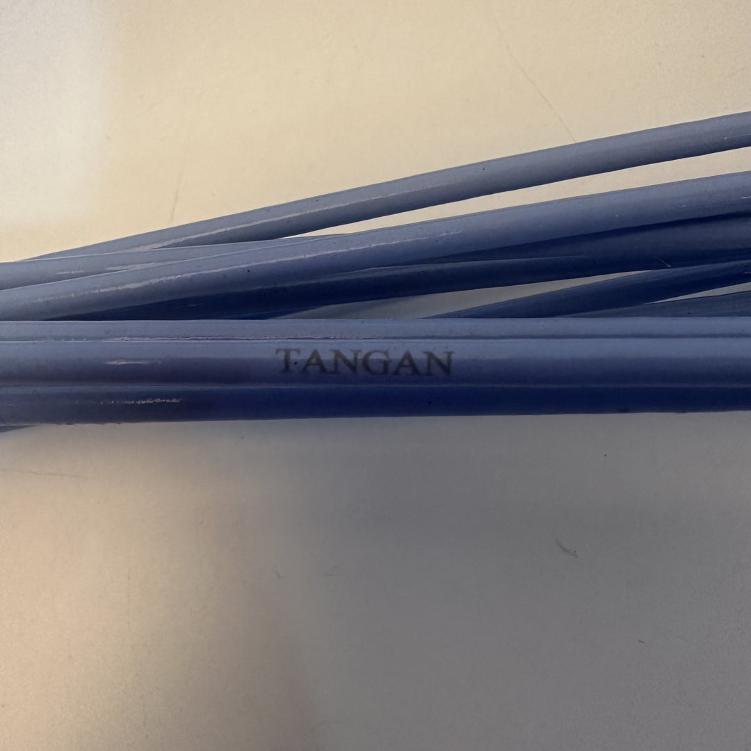 TANGAN Clothes hangers - Premium Sturdy Slim Design Closet Organizer, Space-Saving Hangers for Suits, Shirts & Dresses