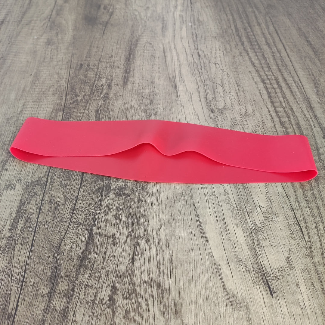 High-Quality Red Fitness Resistance Band - Versatile Strength Training, Flexibility & Tool