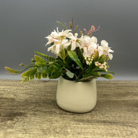 Kryxyn Artificial Flower Arrangements in Containers - Artificial Peony & Hydrangea Silk Flower Arrangement in Ceramic Pot