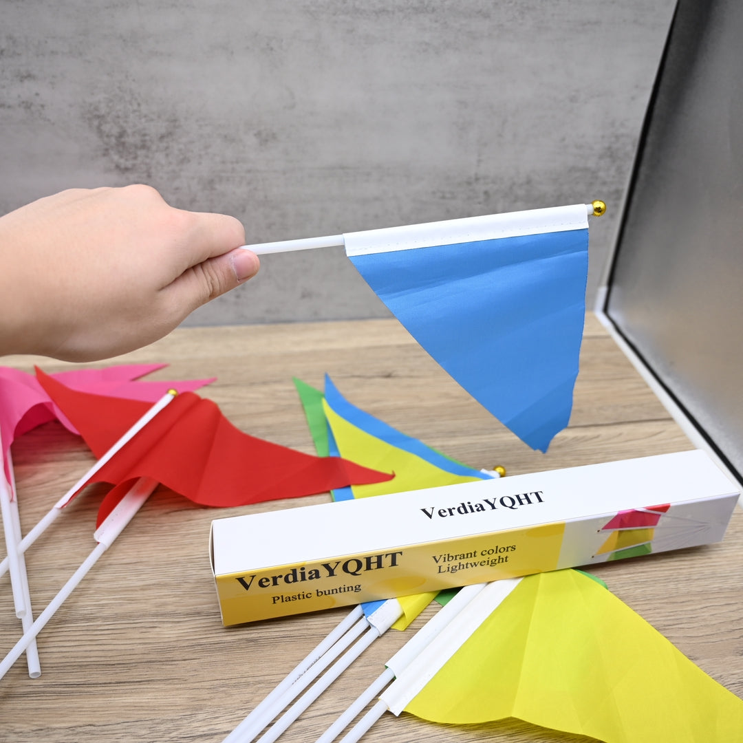 VerdiaYQHT Handheld Triangle Plastic Bunting Small Colorful Flags For Celebrations And Cheering Events