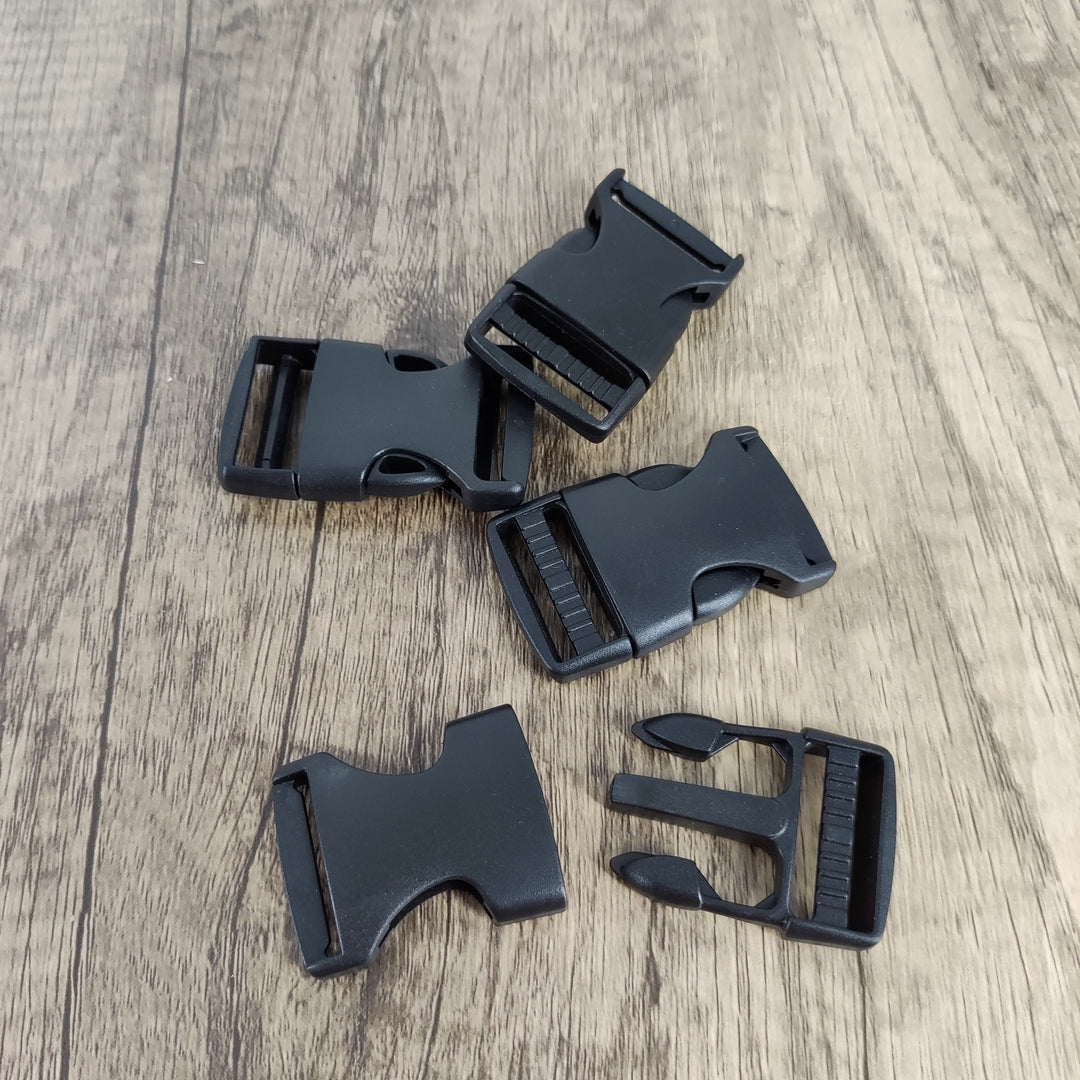 WMWQ Durable Black Plastic Buckles for Straps - Versatile & Lightweight Design