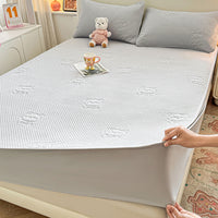 ARDARA HOME Premium Waterproof Mattress Covers Four Seasons Universal Fit Deep Pocket Mattress Protector Pad