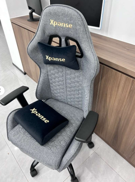 Xpanse Gaming Chair, Breathable Office Chair Made of High-Quality Fabric, As Soft as Fur, Ergonomic PC Chair, Adjustable and Rotating Desk Chair with Footrest.