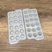 Zhhanhanw Premium Ice Cube Molds: Revolutionize Your Beverage Experience with Effortless Ice Creation