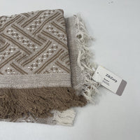 ZibZorp Cozy Medium Blanket with Fringe – Soft Cotton for Stylish Comfort and Versatile Use