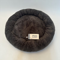 J3ausa Pet Furniture Modern Elevated Cat & Dog Beds - Stylish and Comfortable Home Decor for Your Furry Friends