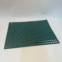 LSINBIU Professional A2 Self-Healing Cutting Mat for Arts and Crafts Use  Large Green Craft Cutting Board for Art