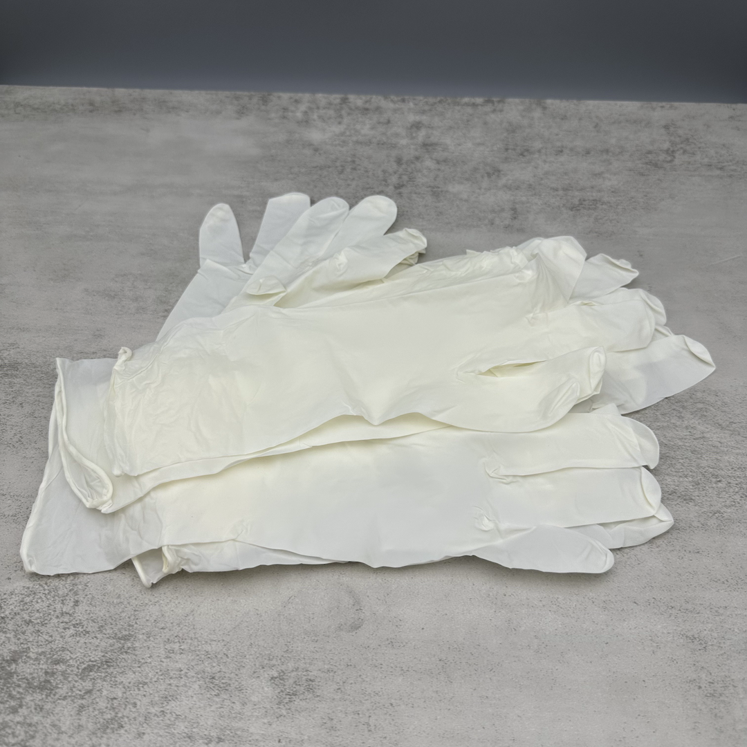 NifengJieyi Disposable Latex Gloves, Powder Free, Medical Grade, Medium Size (Box of 100)