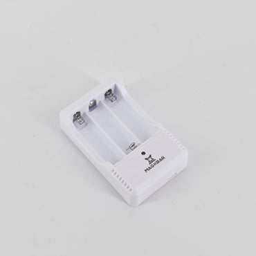 Magxbar 3 Slots Battery Chargers in White