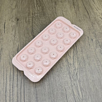 Bossilicone Ice Cube Molds Ice Cube Tray in Pink