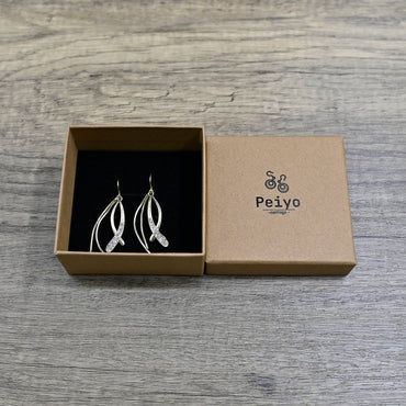Peiyo Beautiful and Simple Earrings