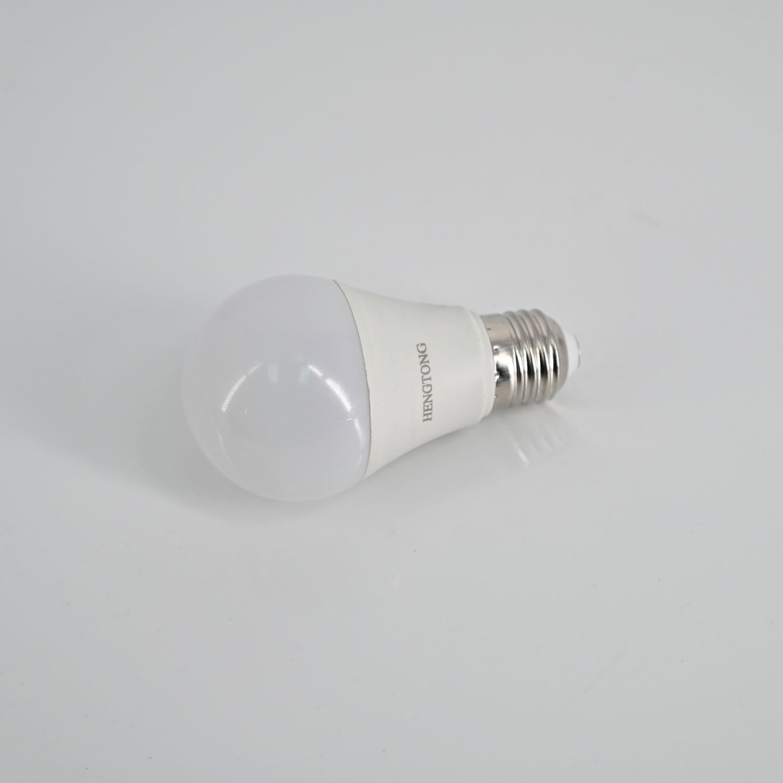 HENGTONG Lightbulbs White Efficient 5W, Soft White