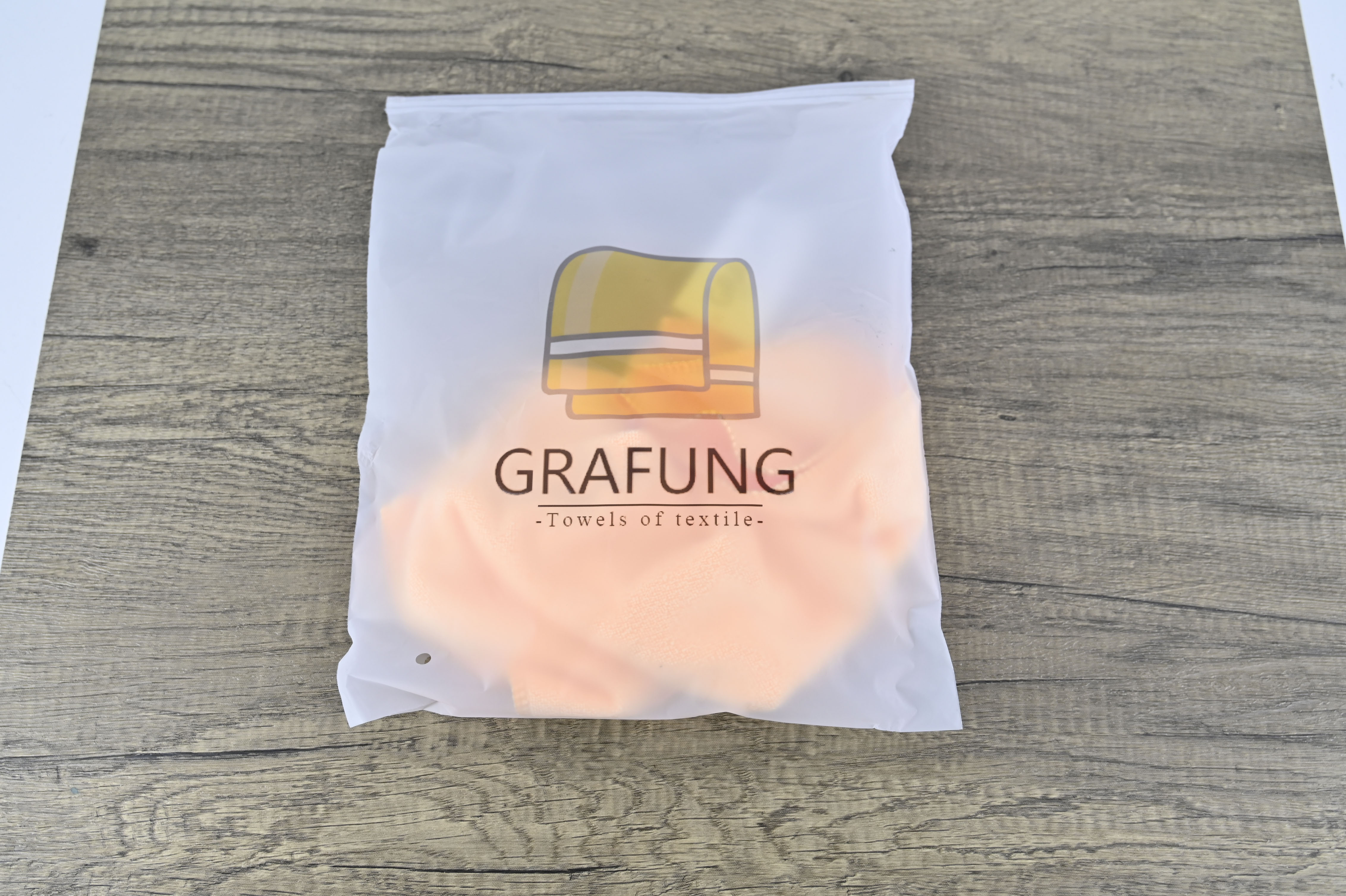 GRAFUNG Textile Towels Ideal for Everyday use