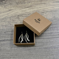 Peiyo Beautiful and Simple Earrings