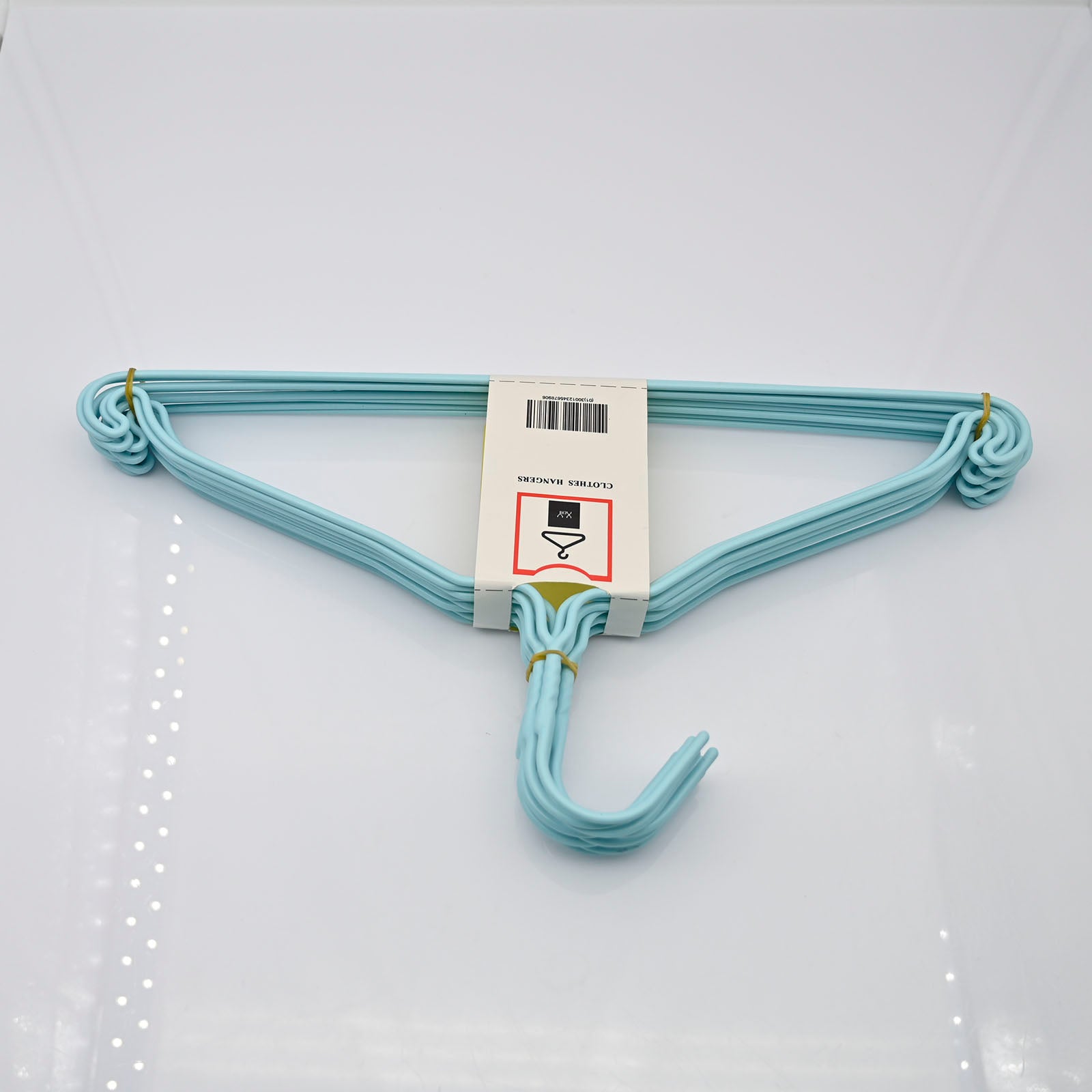 XERY Rustproof Hangers in Cyan for Drying Clothes