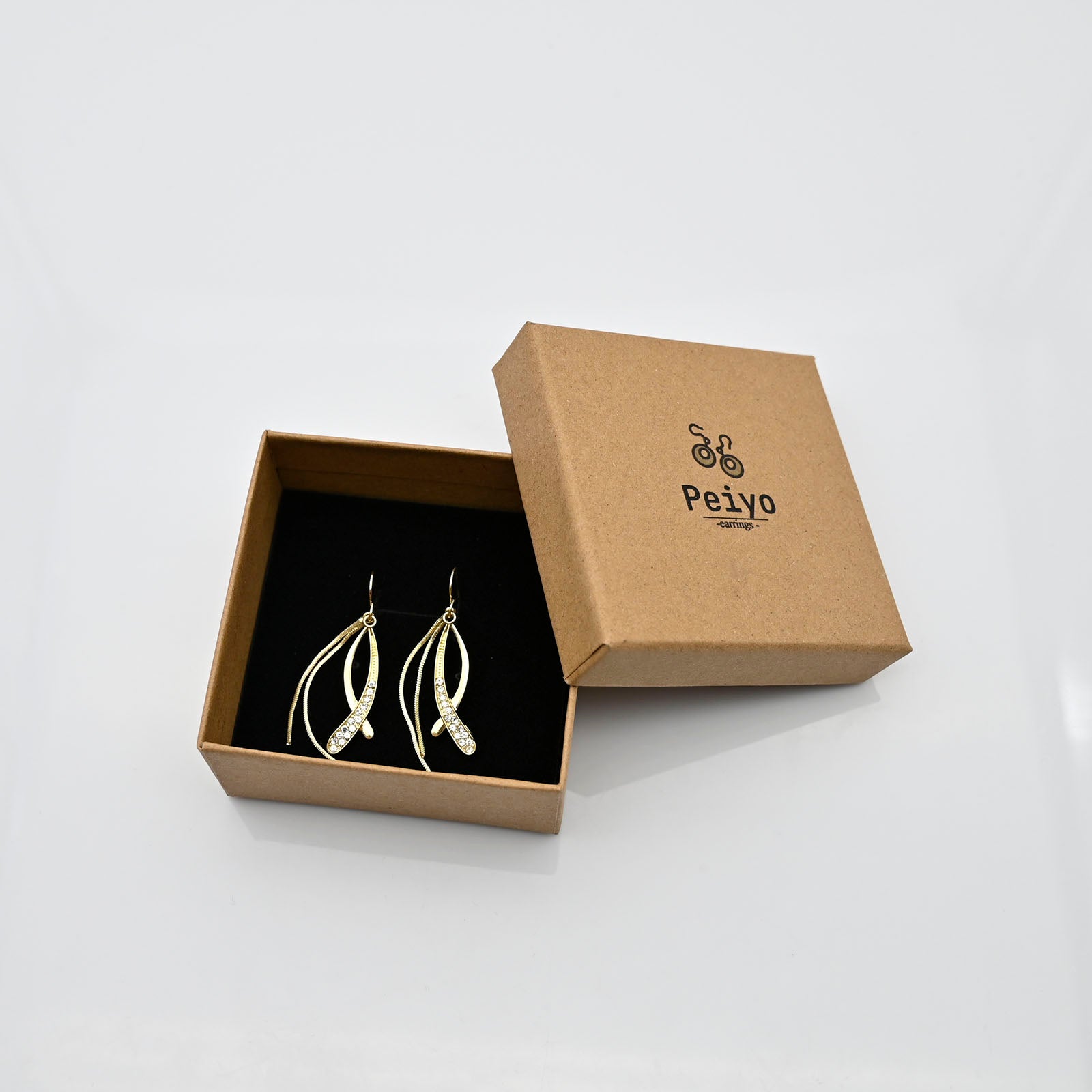 Peiyo Beautiful and Simple Earrings